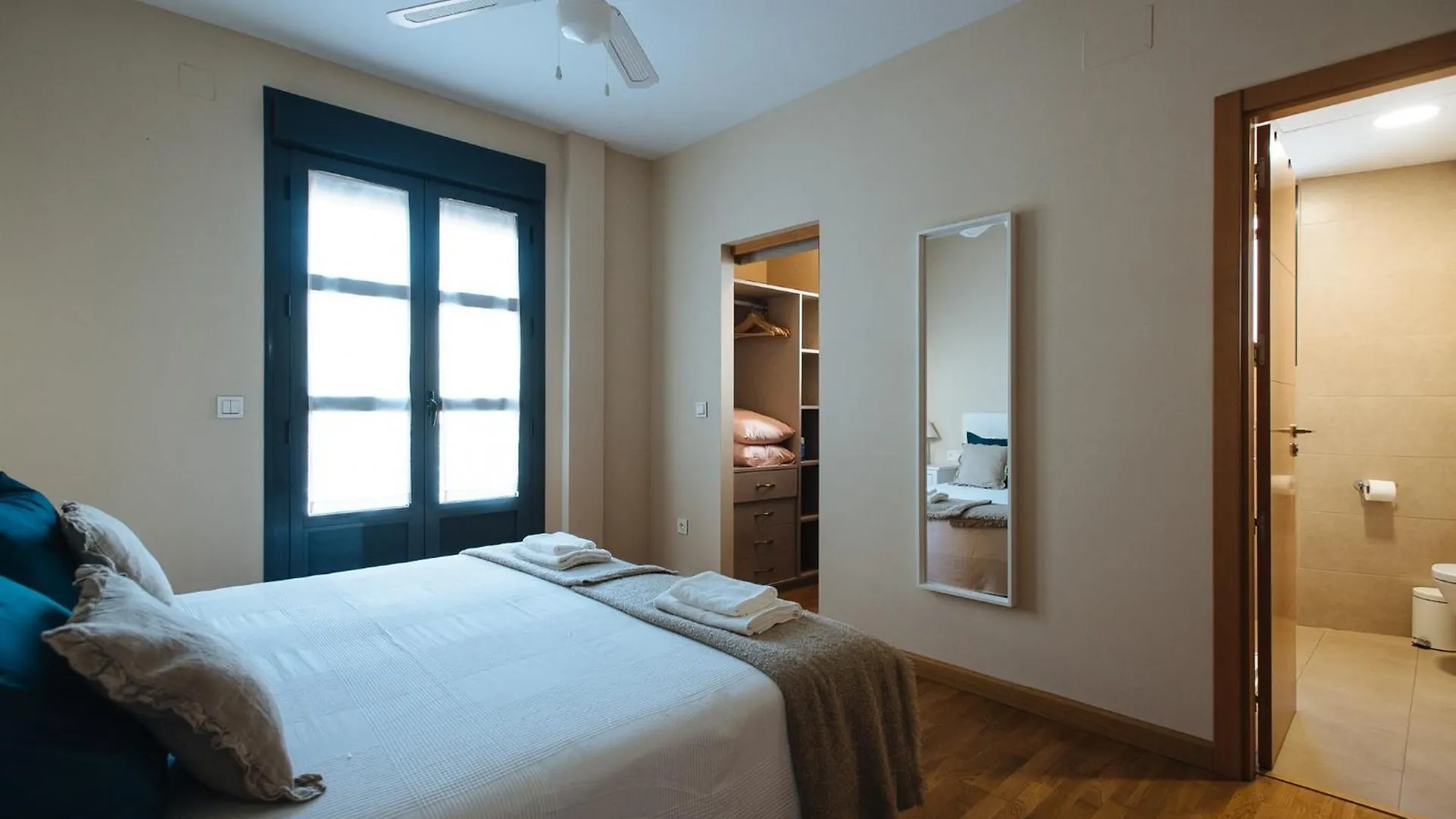 Torneo Suite Apartment Севилья Испания